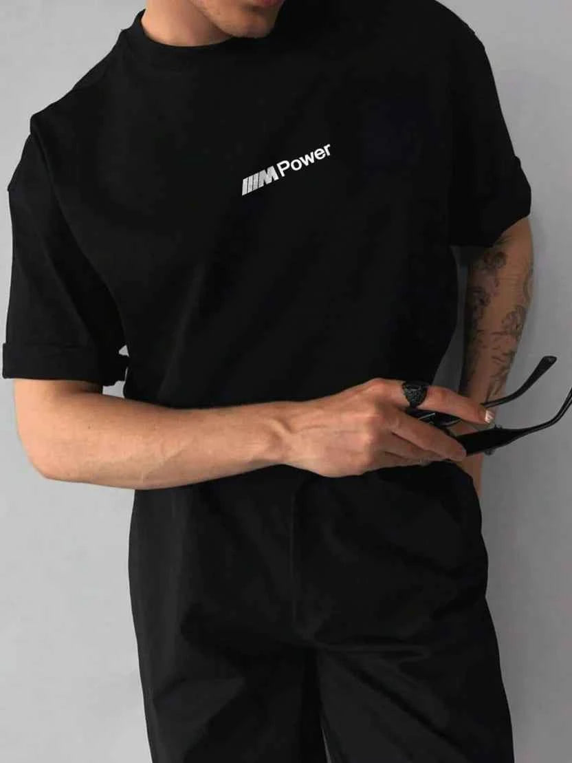 Wearcraft Oversized Tee – Classic White Streetwear Essential